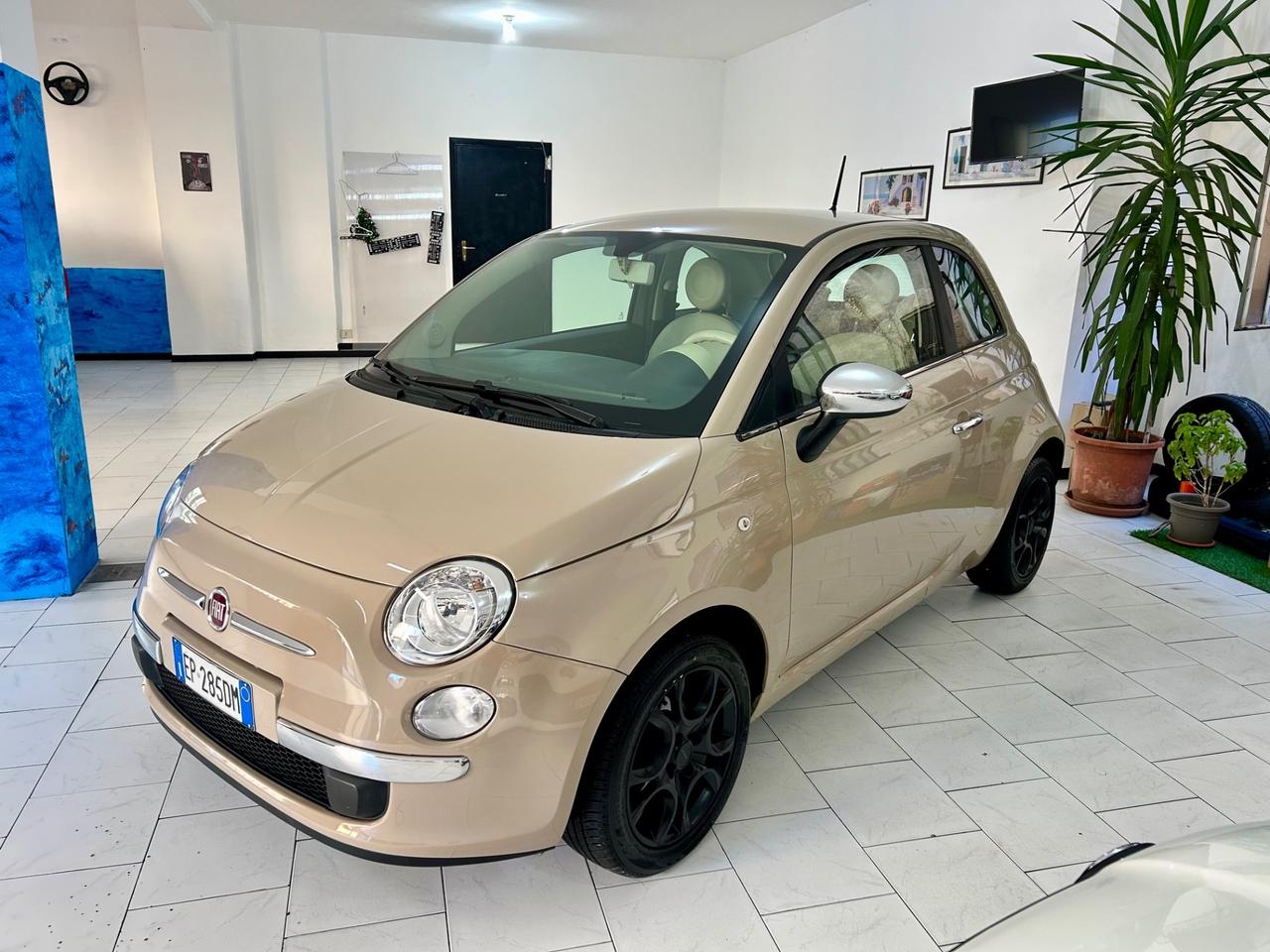 Fiat 500 1.2 by Gucci color therapy edition