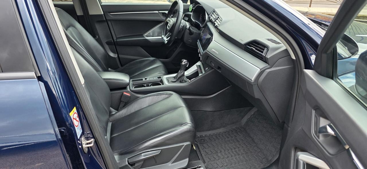 Audi Q3 Sportback 35 TDI S tronic line edition