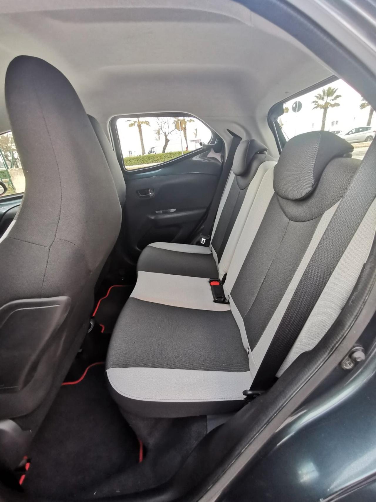 Toyota Aygo 1.0 VVT-i 69 CV 5P. x-play 2018