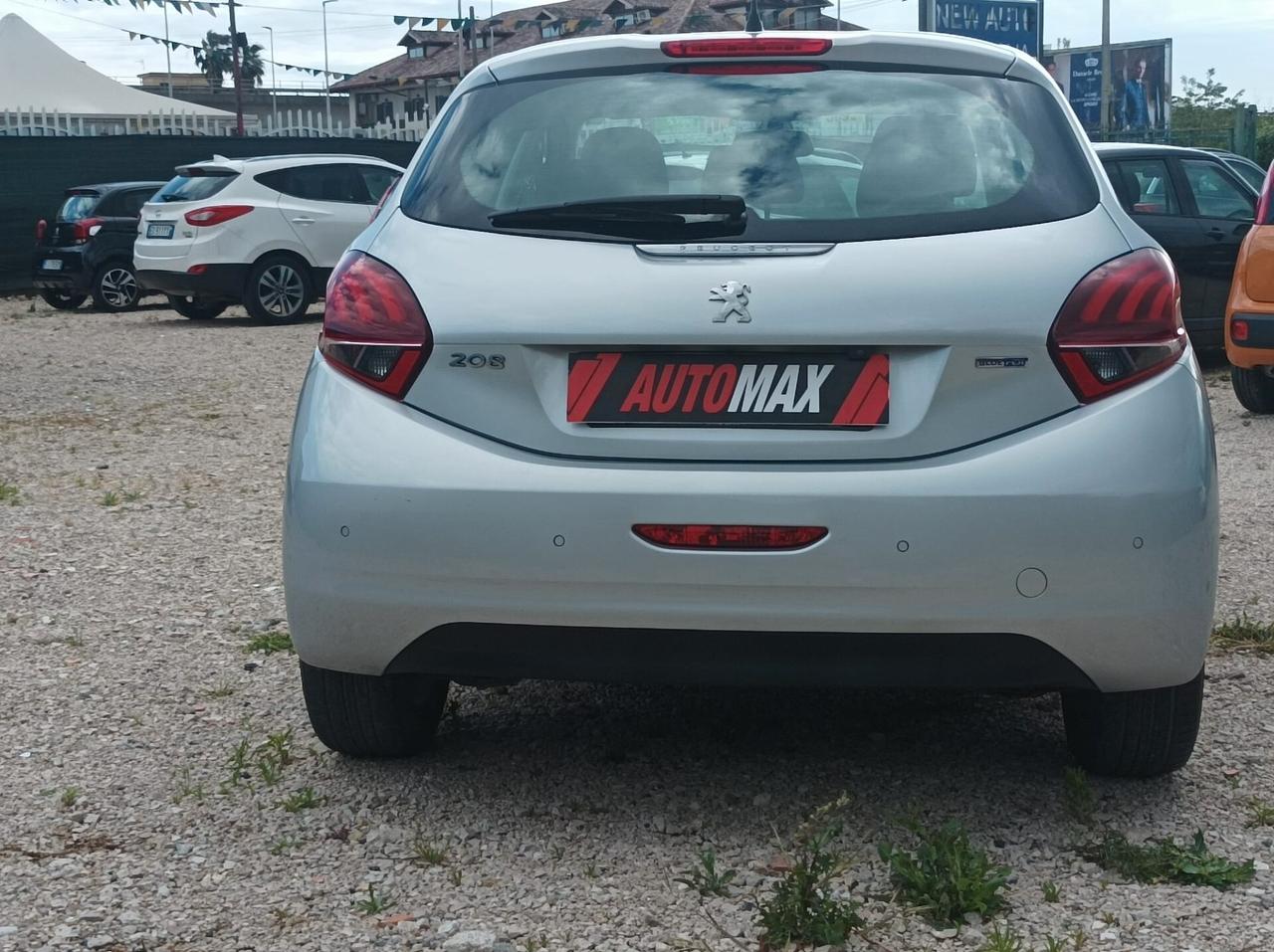 Peugeot 208 BlueHDi 75 5 porte Allure