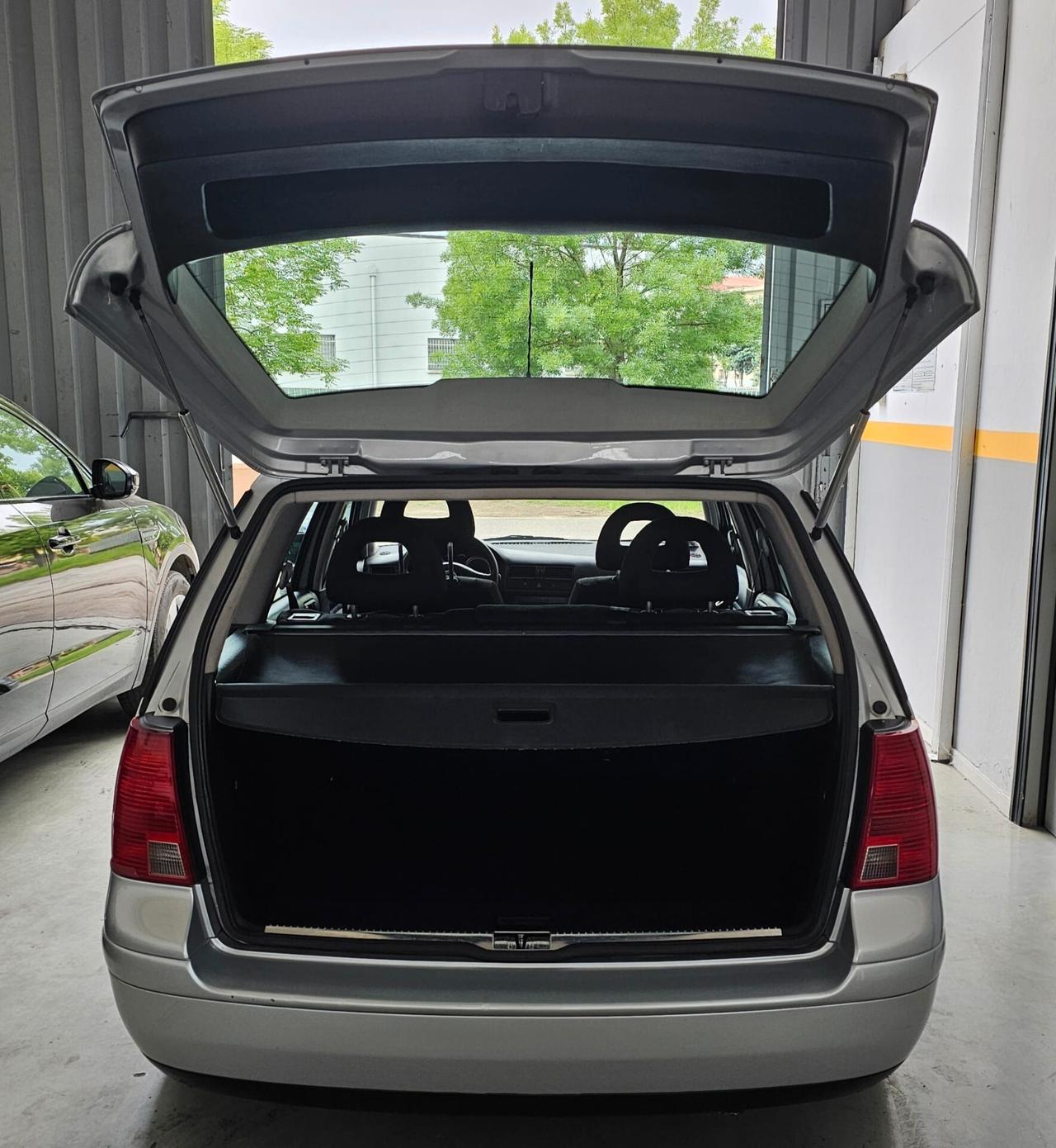 VW Bora 1.6 Highline Unico proprietario