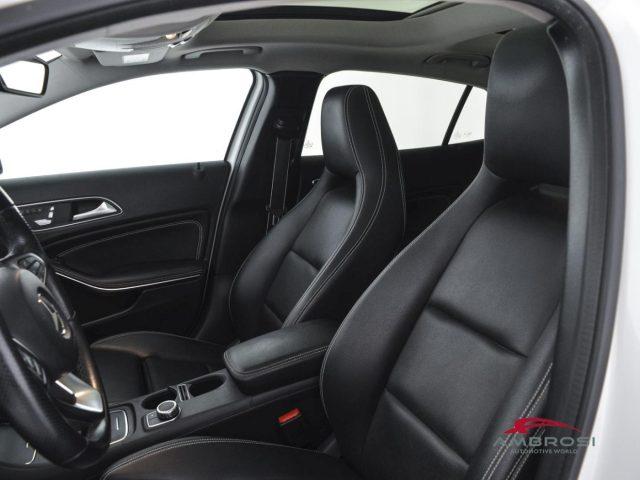 MERCEDES-BENZ GLA 200 CDI 200 d Automatic Night Edition