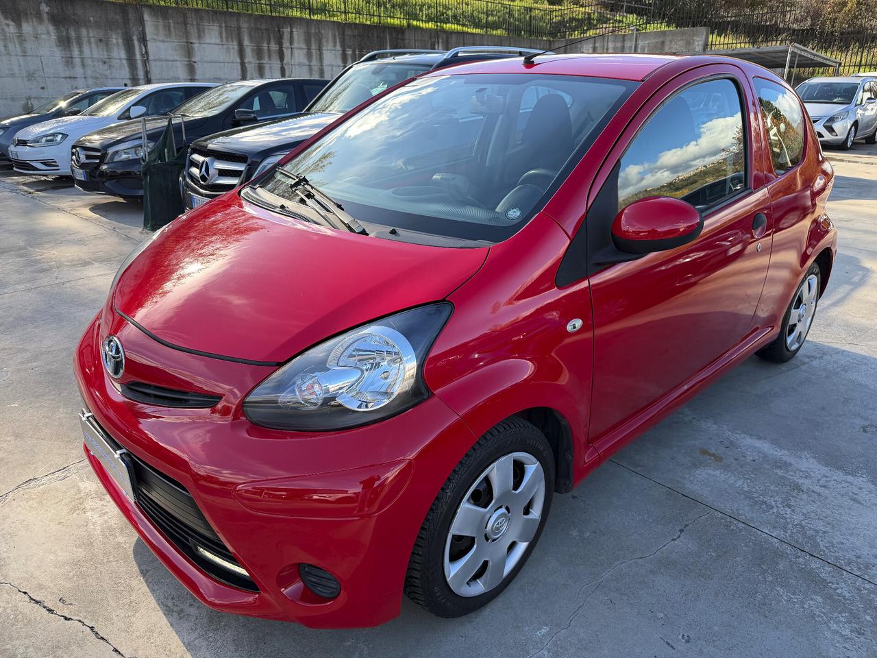 TOYOTA AYGO 1.0 CONNECT/TOMTOM/LED/RESTYLING