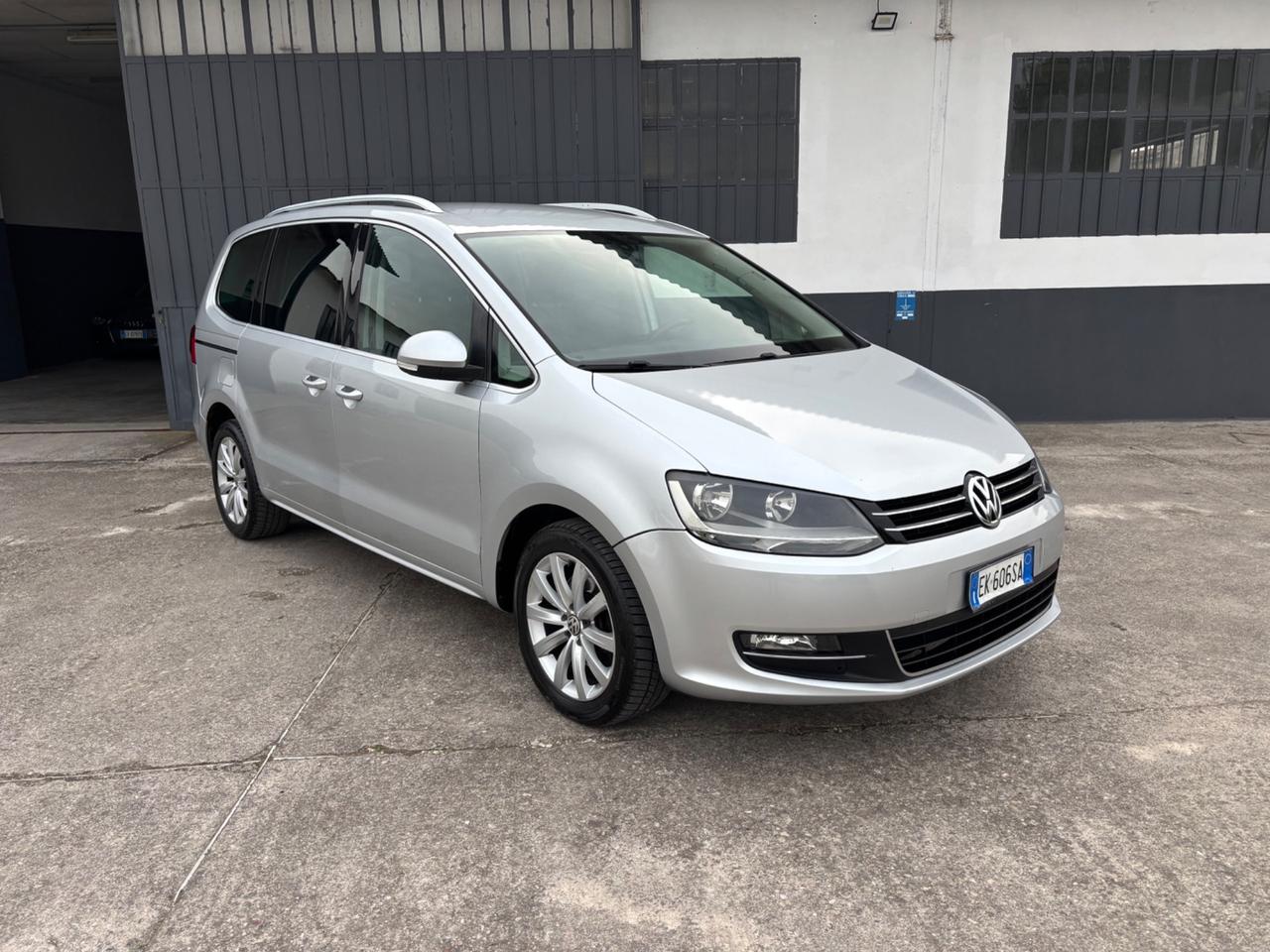 Volkswagen Sharan 2.0 TDI DSG Highline 7 posti