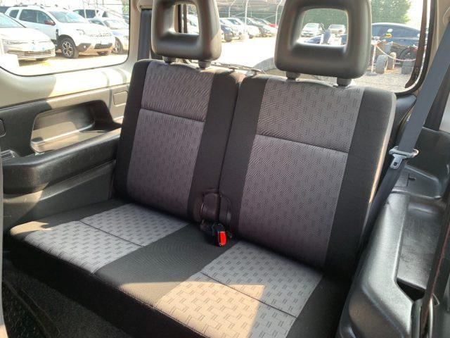 SUZUKI Jimny 1.3i 16V cat 4WD JLX