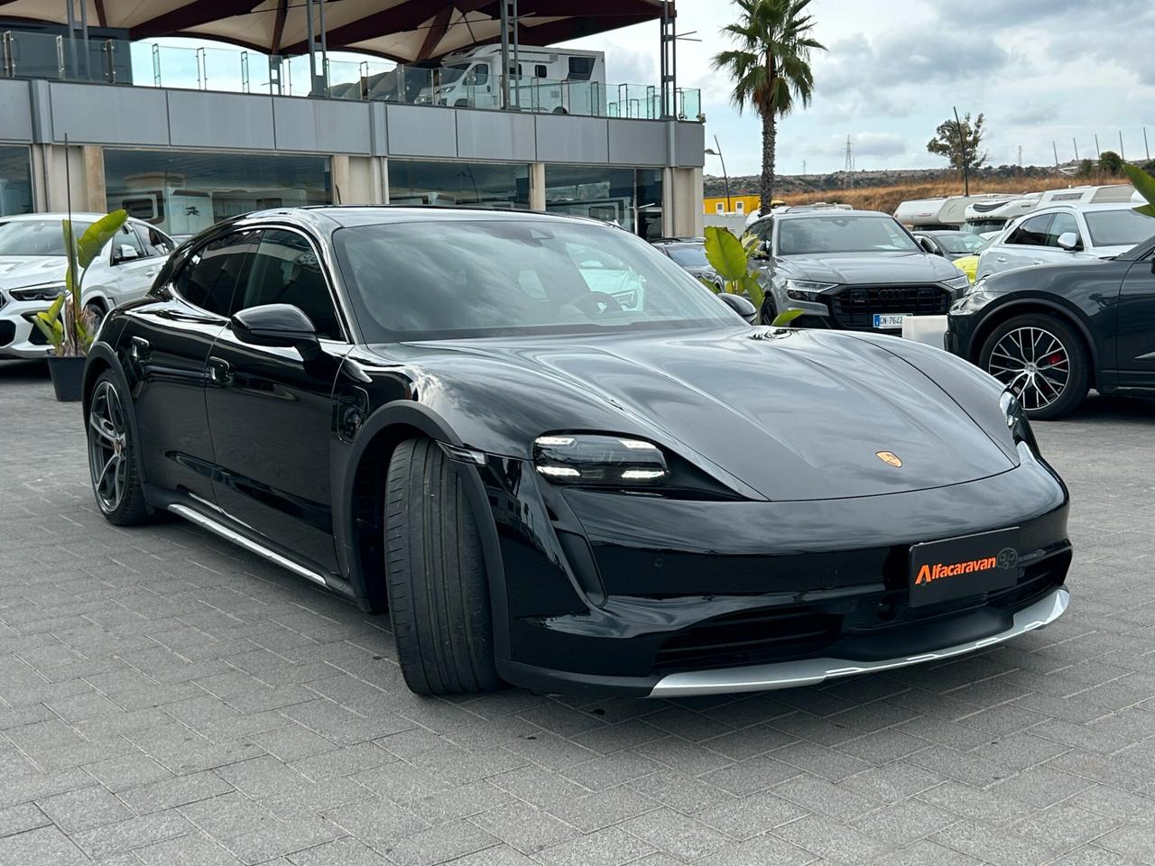 Porsche Taycan 4s Cross Turismo