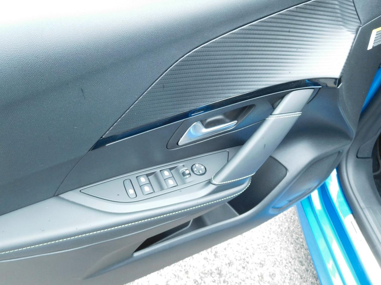 Peugeot 208 PureTech 100 Stop&Start 5 porte GT