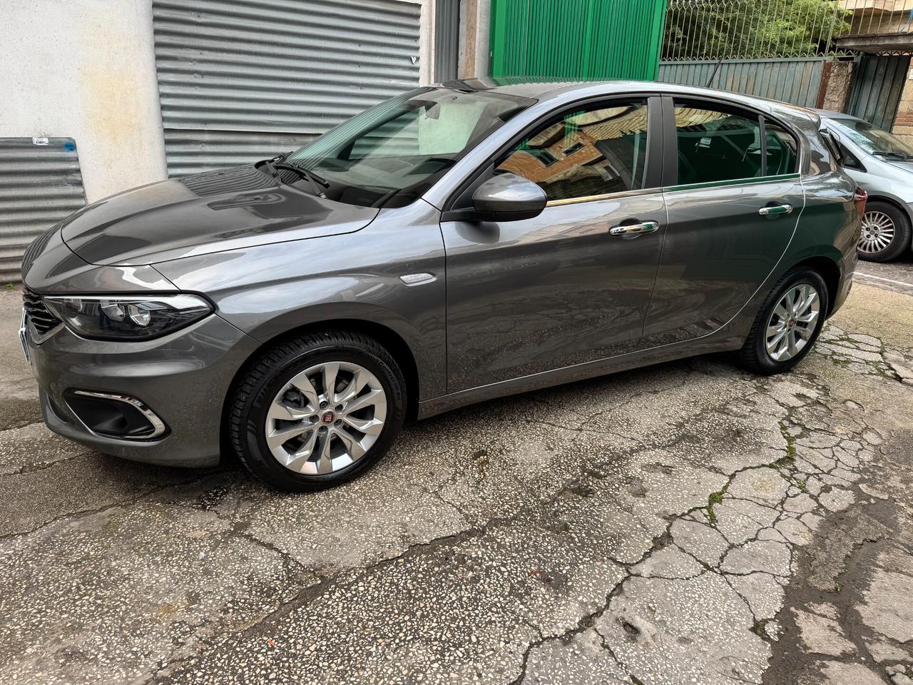 Fiat Tipo 1.3 Mjt S&S 5 porte Easy