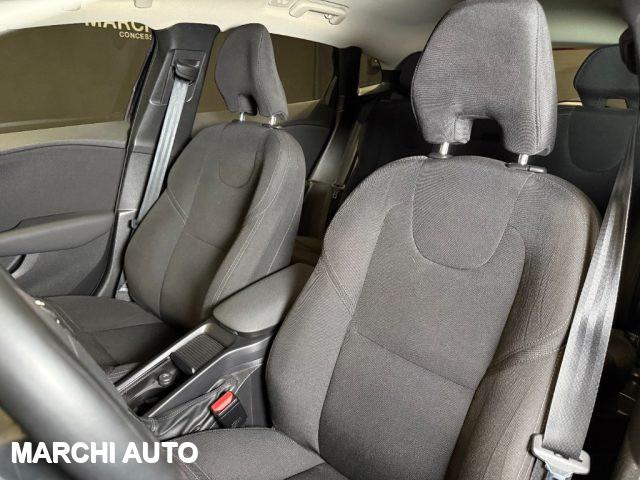 VOLVO V40 T2 Plus