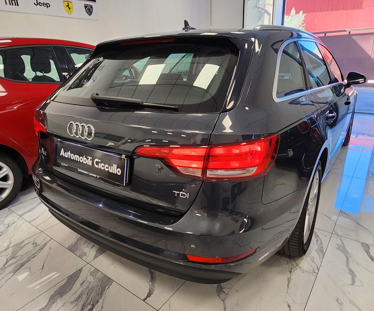 Audi A4 2.0 TDI 150 CV ultra S tronic Design