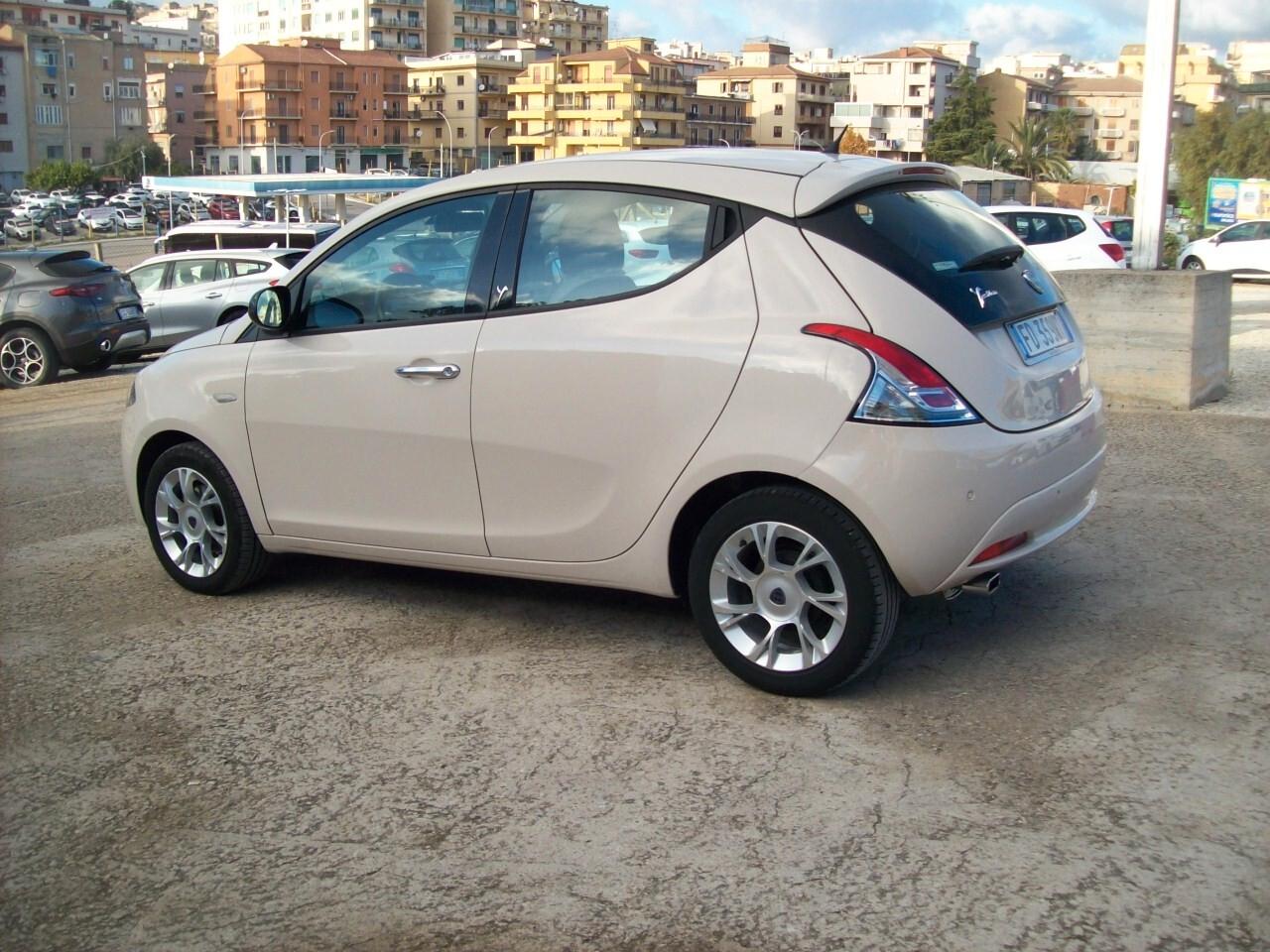 LANCIA YPSILON 1.3 MTJ CV.95 S&S GOLD "2016"