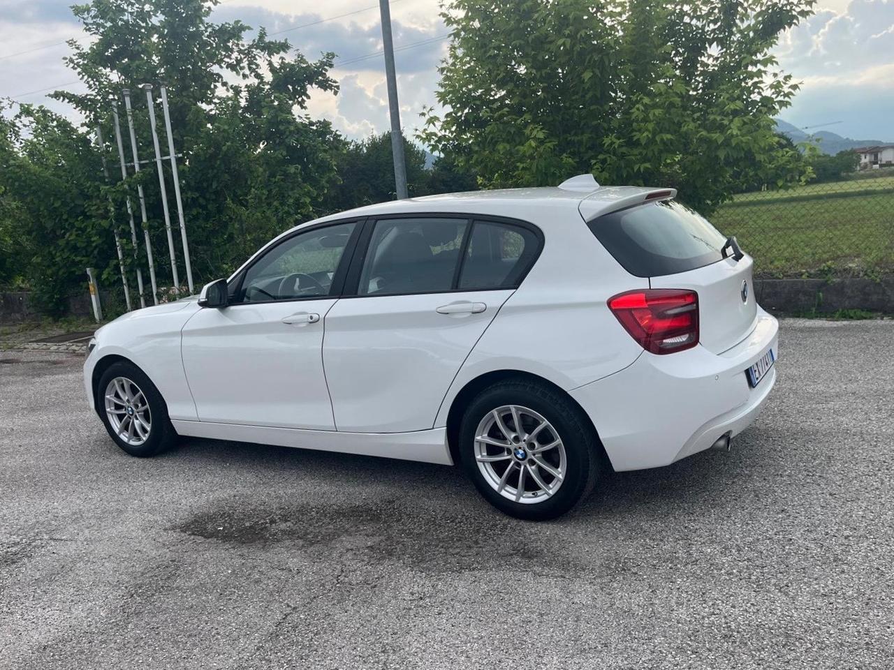 Bmw 116 116d 5p. Business
