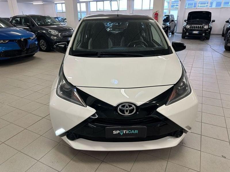 Toyota Aygo 1.0 VVT-i 69 CV 5 porte x-cool TSS