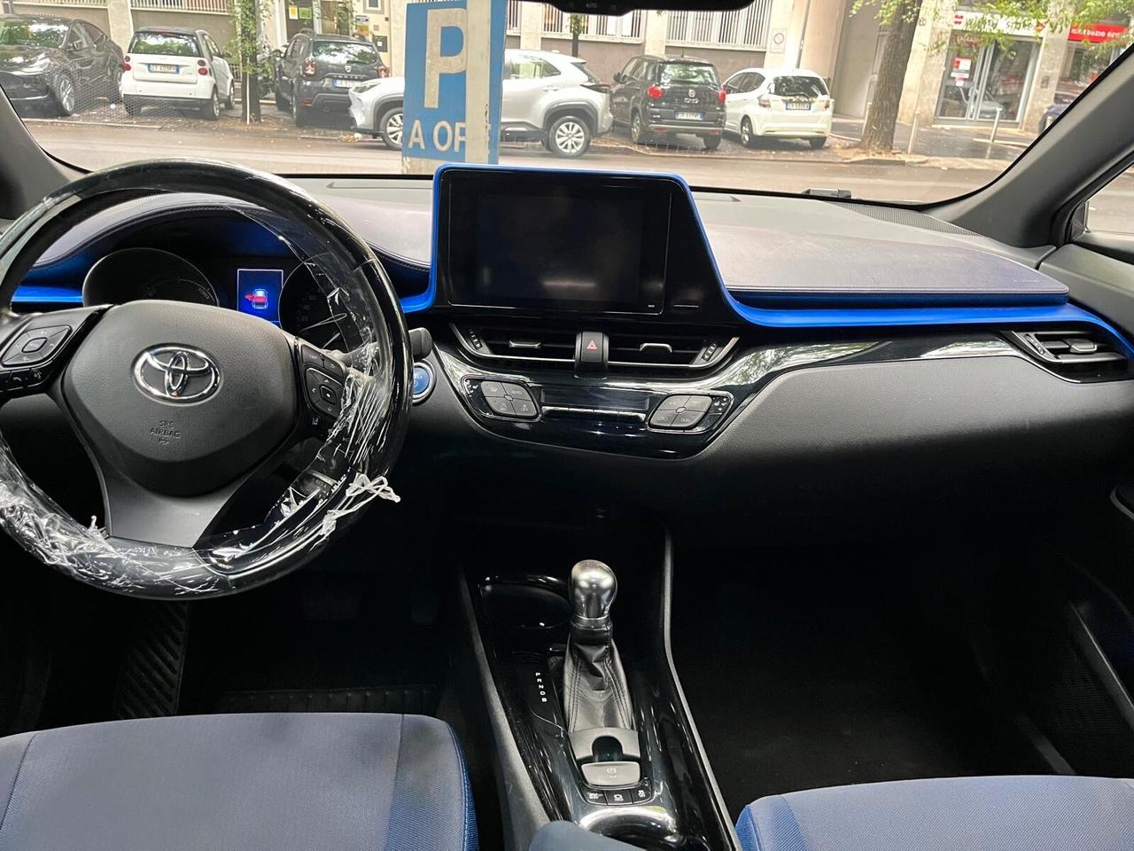 Toyota C-HR 1.8 Hybrid E-CVT Active
