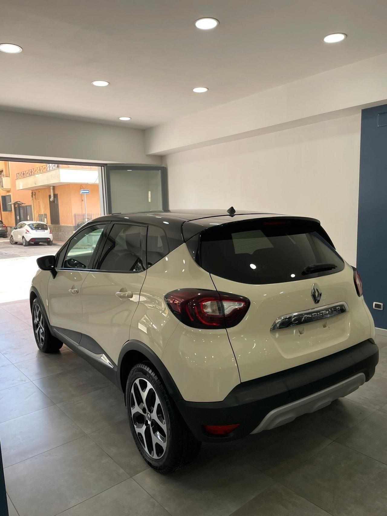 Renault Captur TCe 12V 90 CV Business