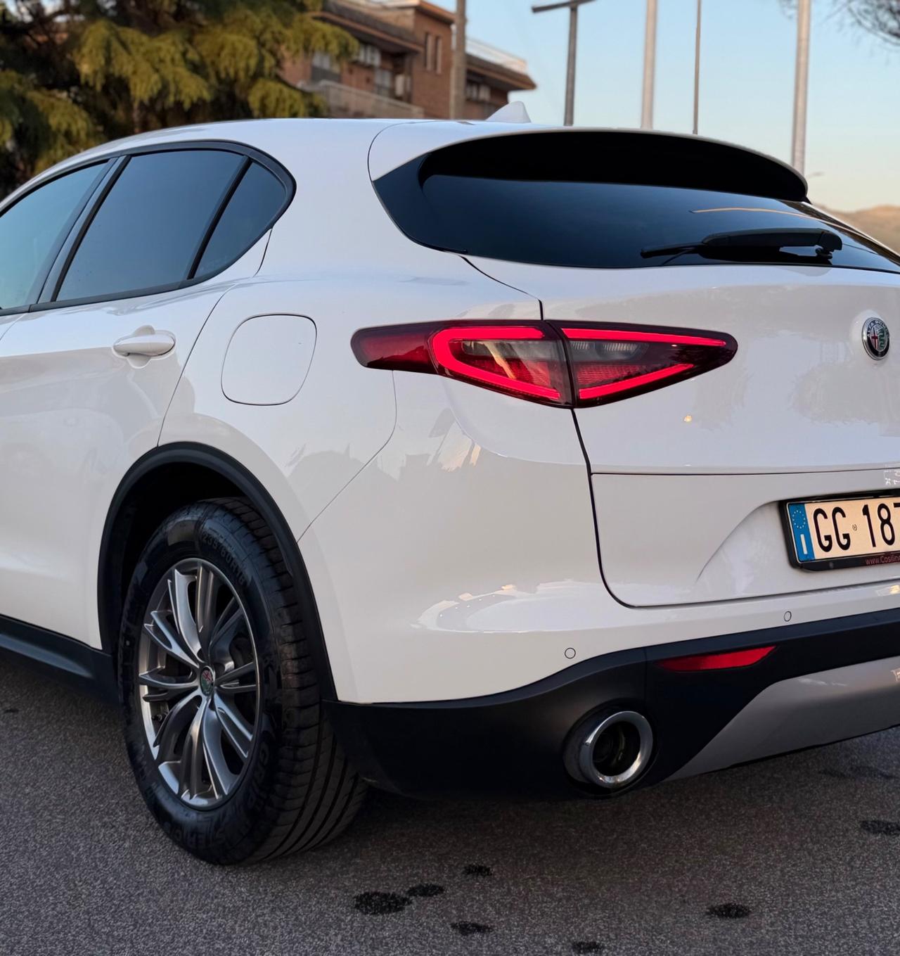 Alfa Romeo Stelvio 2.2 Turbodiesel 160 CV AT8 RWD Business