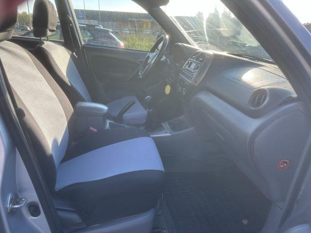TOYOTA RAV 4 2.0 D-4D 115CV 5 porte