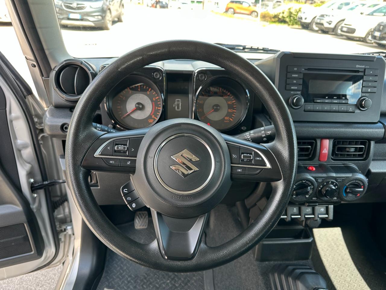 Suzuki Jimny 1.5 5MT