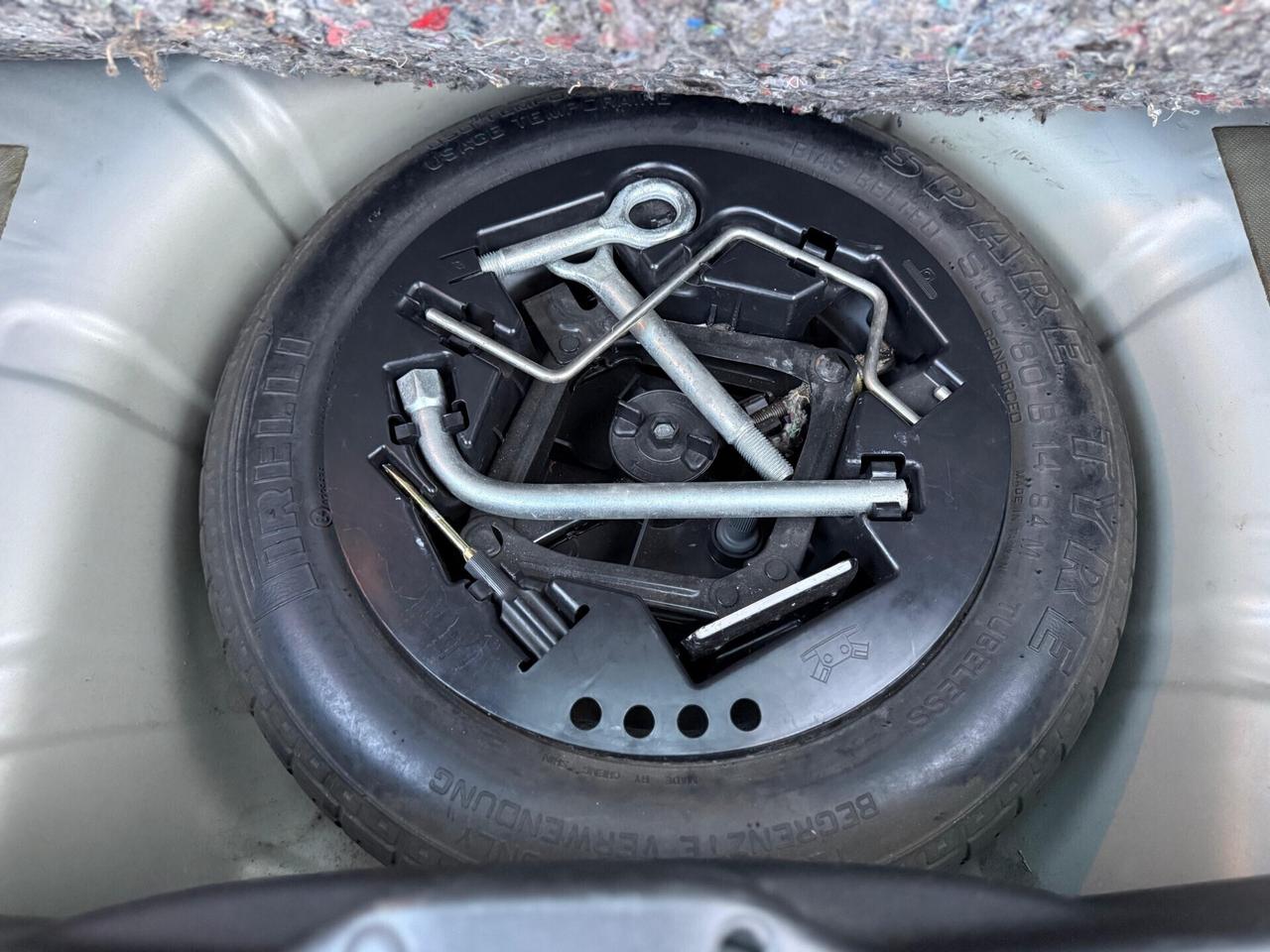 Lancia Ypsilon 1.3 MJT 90 CV Platino