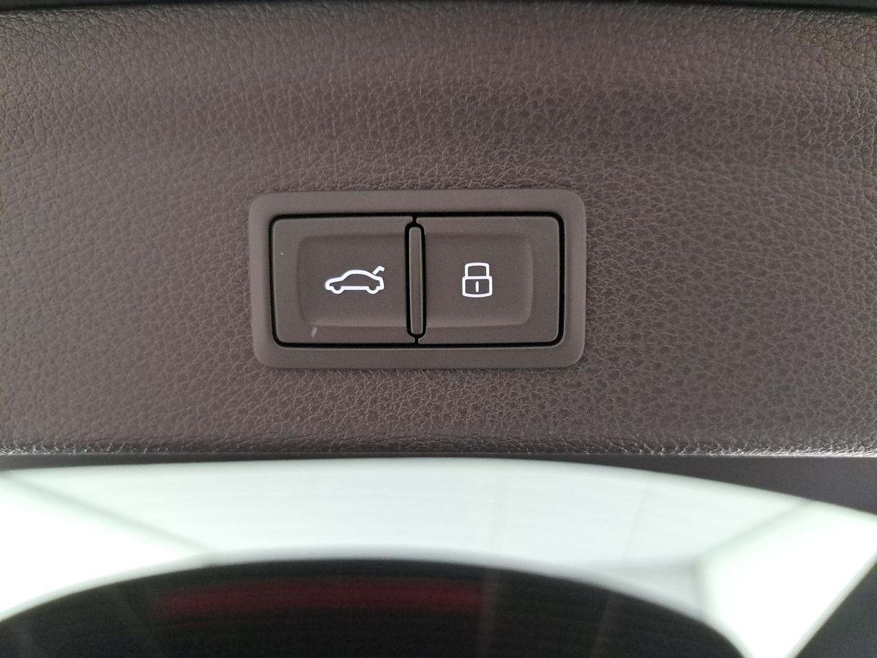 Audi Q3 35 1.5 tfsi business advanced s-tronic