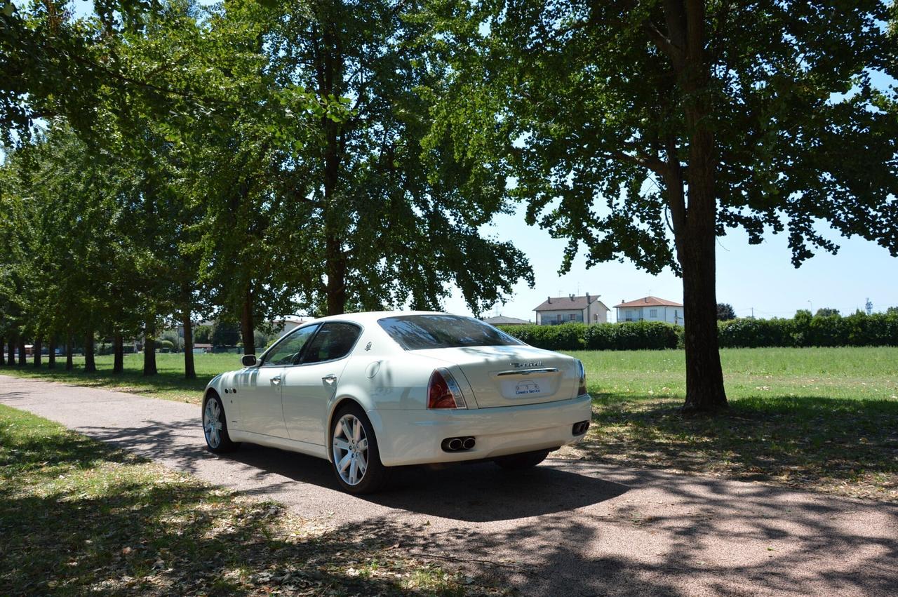 Maserati Quattroporte 4.2 V8 Duoselect Executive GT