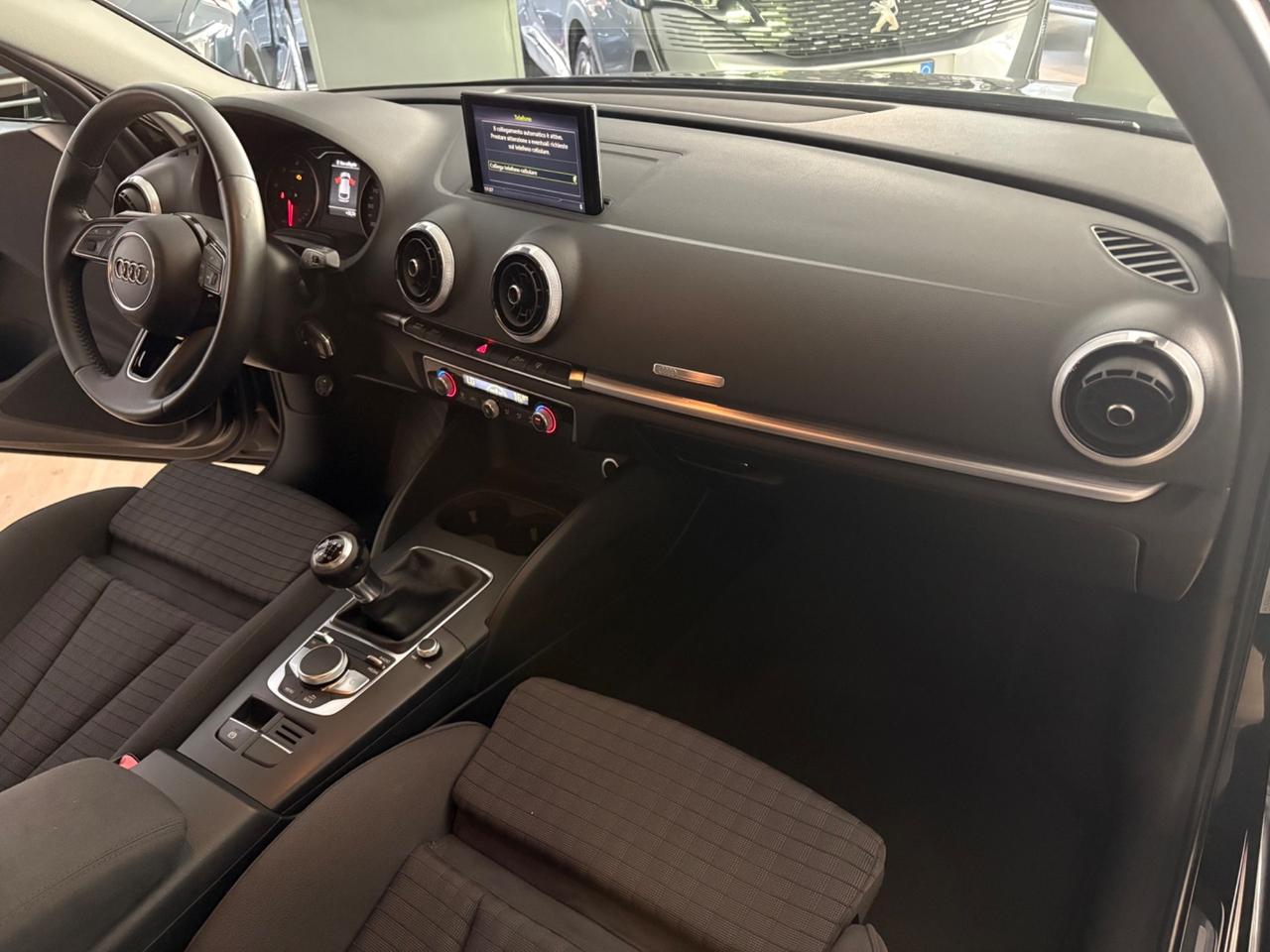 Audi A3 SPB 1.6 TDI 116 CV Sport