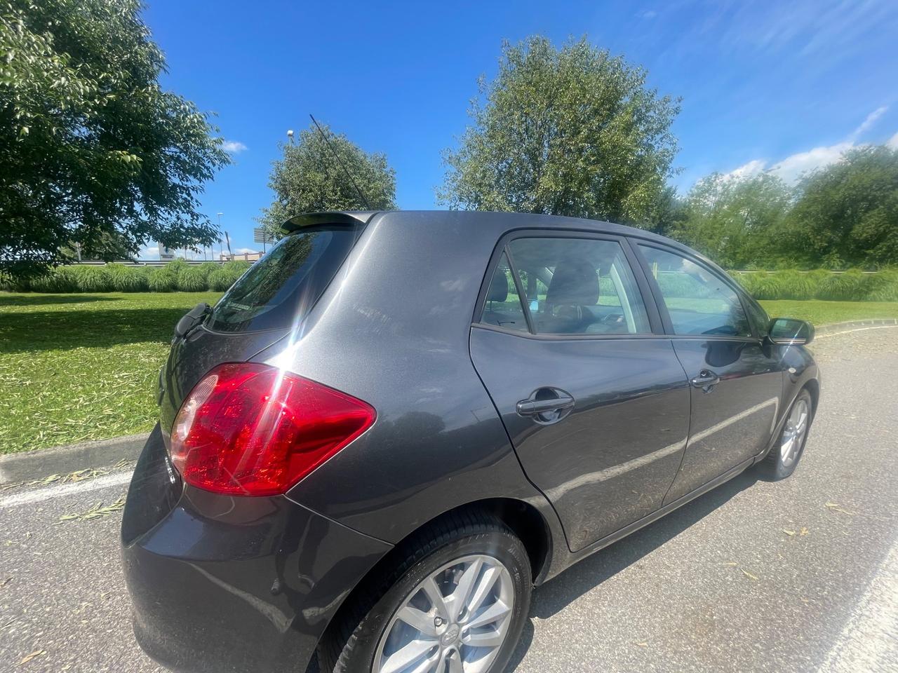 Toyota Auris 2.0 D-4D 5 porte Sol