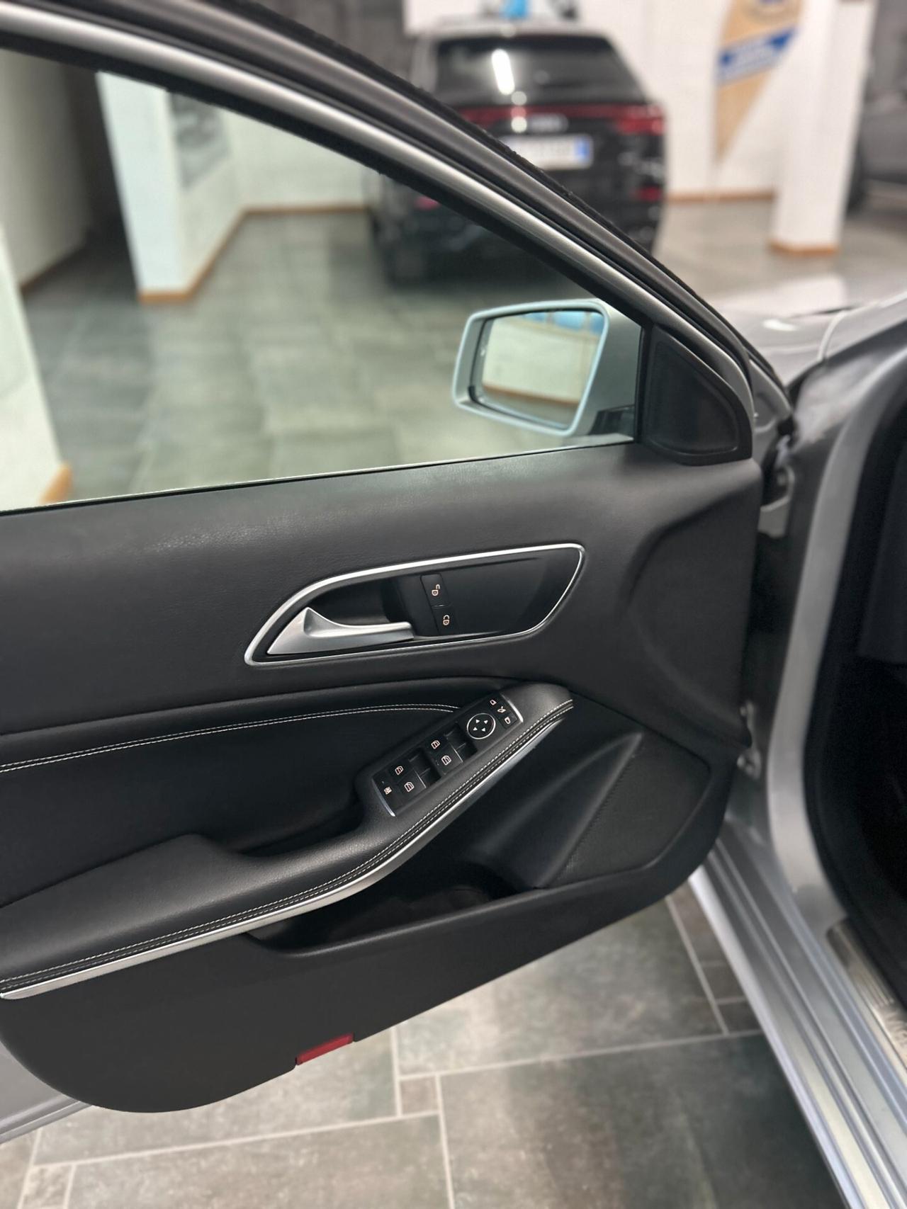 Mercedes-benz A 200 d Automatic Sport - 2017