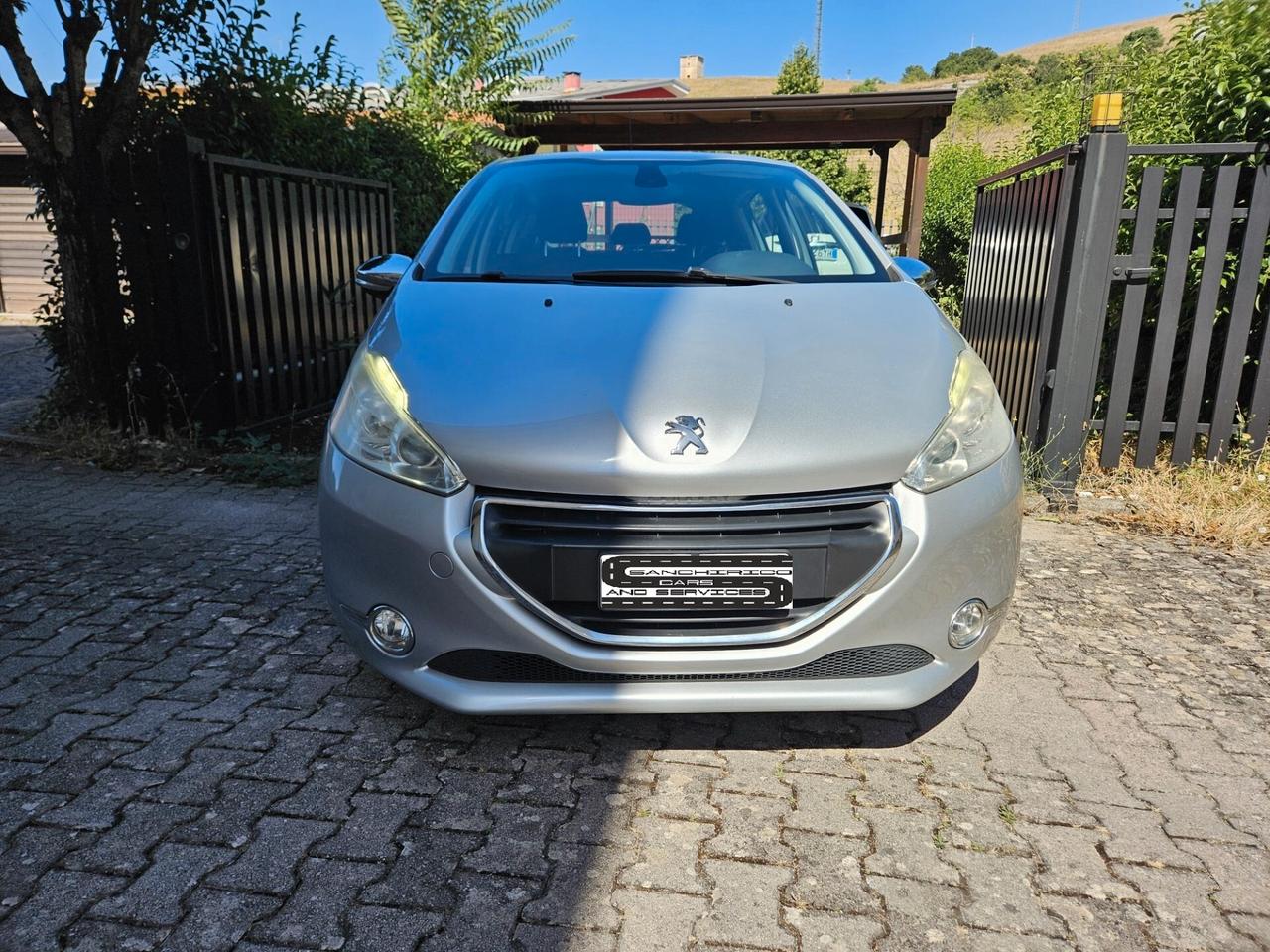 Peugeot 208 PureTech 82 5 porte Allure GPL