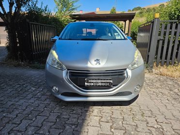 Peugeot 208 PureTech 82 5 porte Allure GPL
