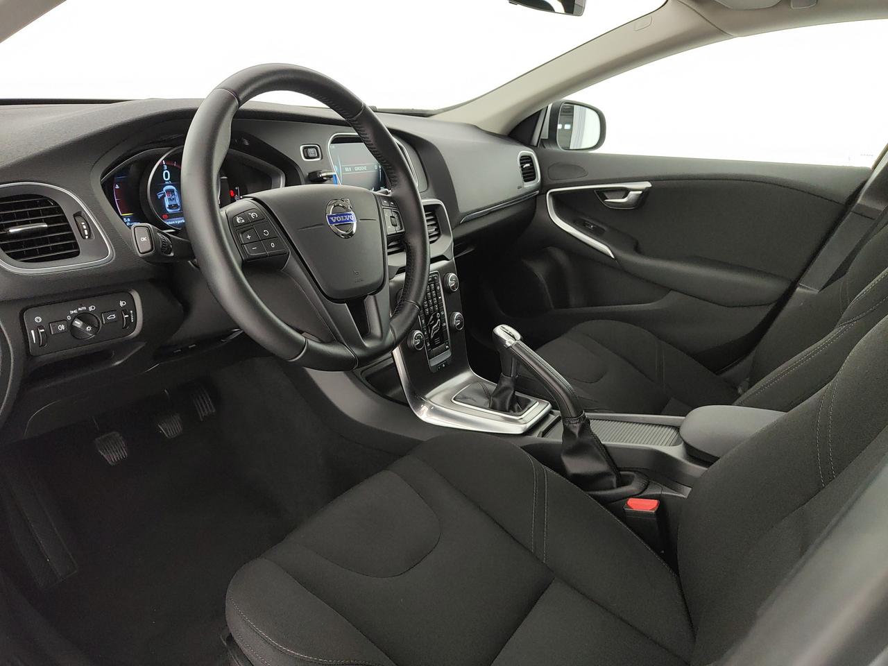 VOLVO V40 2.0 d2 Business