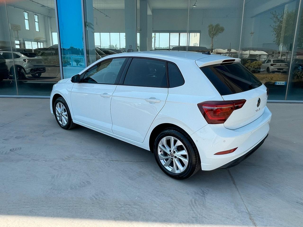 Volkswagen Polo 1.0 Style possibilità noleggio no scoring