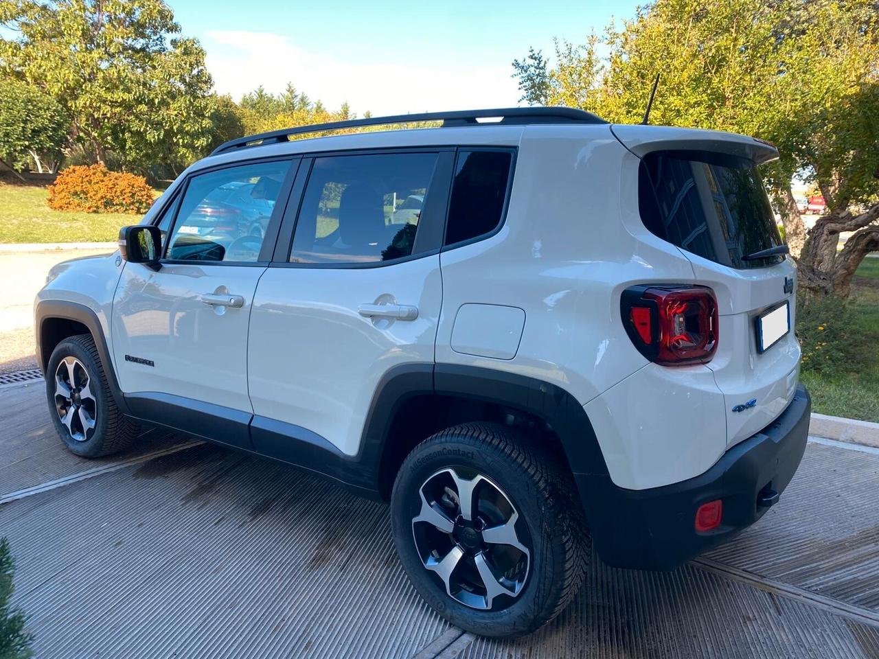 Jeep Renegade 1.3 T4 240CV PHEV 4xe AT6 Trailhawk
