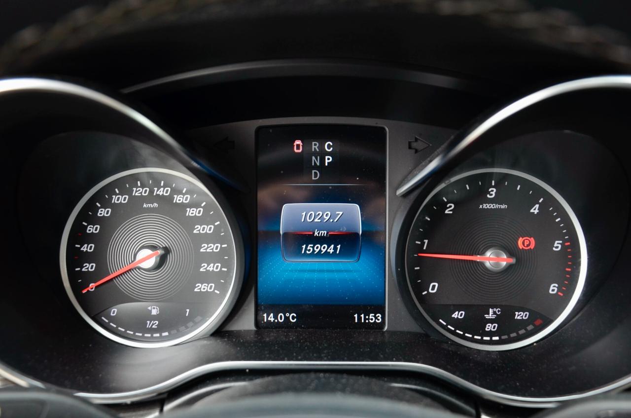 MERCEDES-BENZ V EXTRALONG 300d PREMIUM 4MATIC 237cv AUTO, 7 POSTI, PREZZO IVA ESCLUSA, UNICO UTILIZZATORE, UFF ITALIANA, SERVICE MERCEDES, BURMESTER, RETRO 360°, PORTE ELETTRICHE, PERMUTE