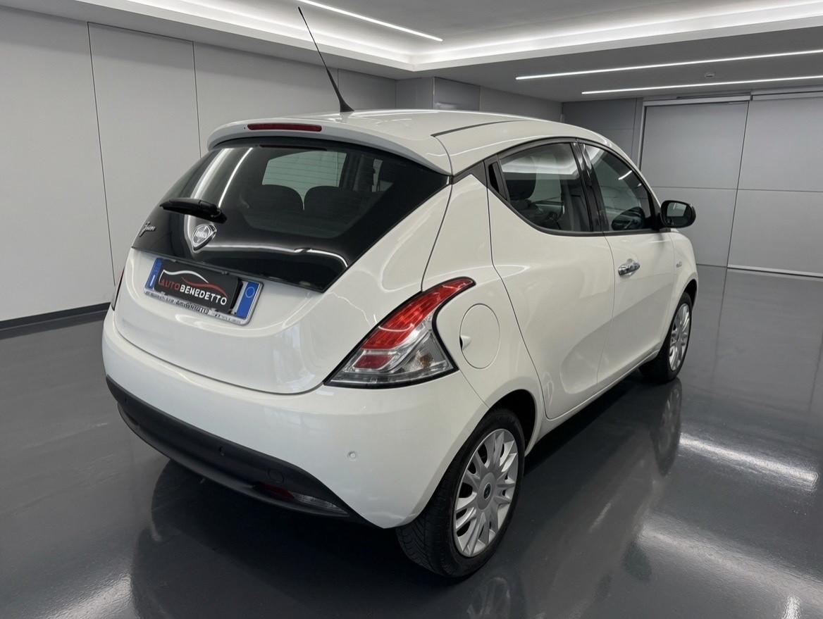 Lancia Ypsilon 1.3 MJT 16V 95 CV S&S Gold 2011