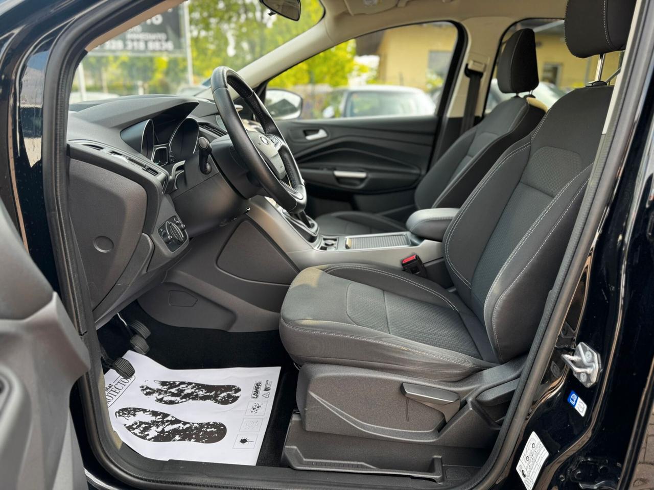 Ford Kuga 1.5 TDCI 120 CV S&S 2WD Titanium