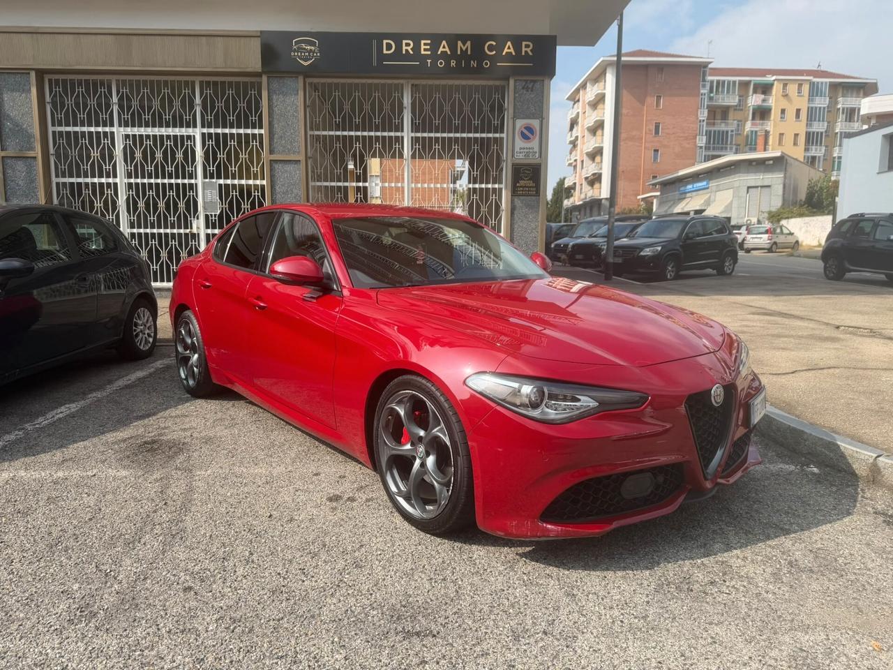 Alfa Romeo Giulia 2.2 Turbodiesel 180 CV AT8 Business Sport Launch Ed.