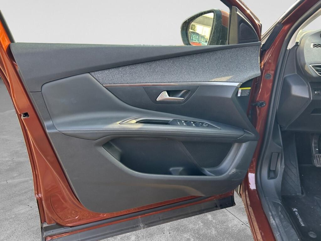 Peugeot 3008 1.2 Turbo 130 S&S Allure