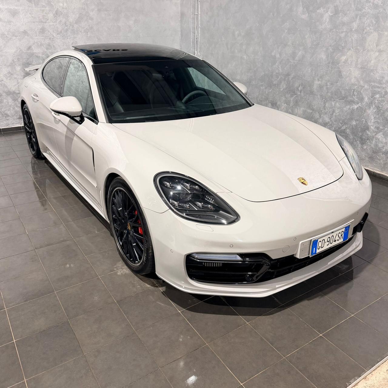 Porsche Panamera 4.0 GTS CHRONO