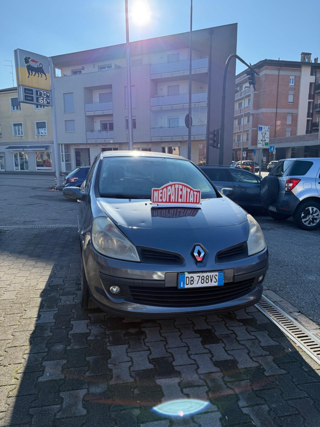 Renault Clio Storia 1.2 16V 5 porte