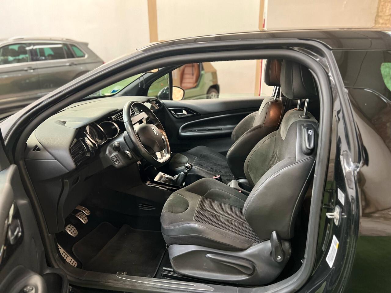 Ds DS3 3 1.2 VTi 82 So Chic