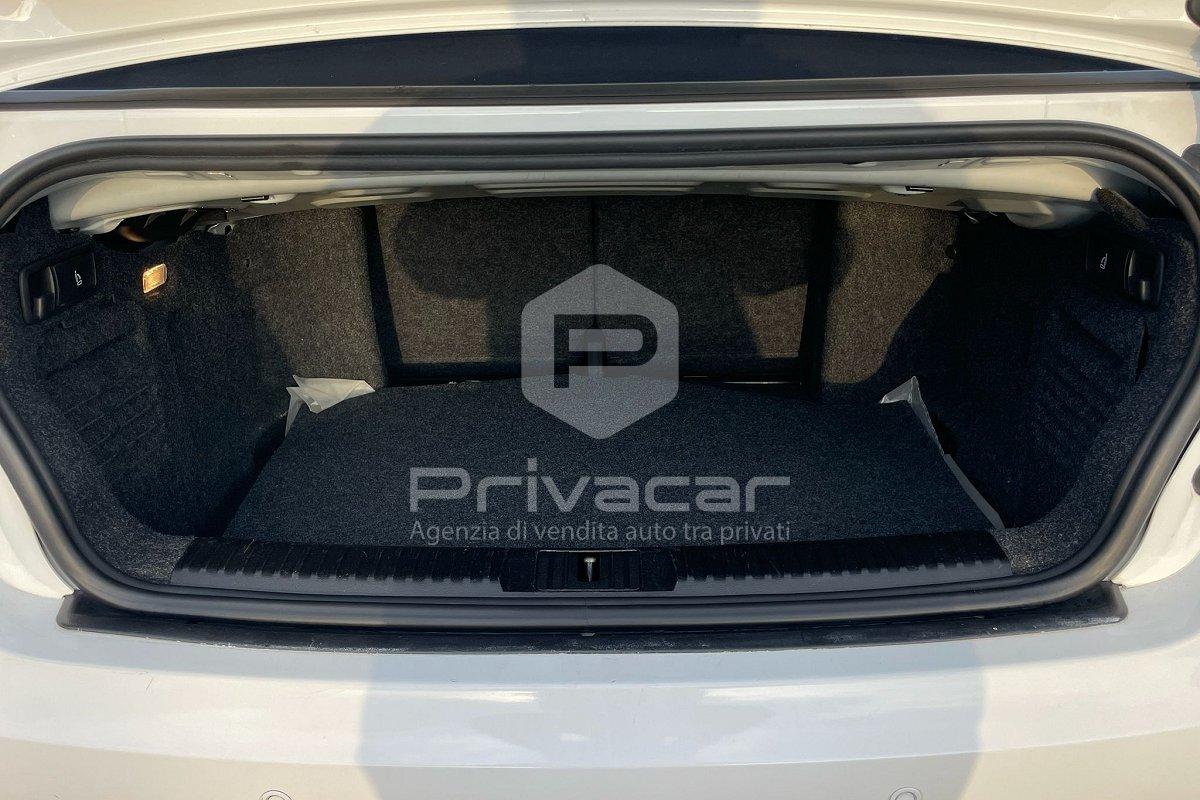 AUDI A3 Cabrio 1.6 TDI 105 CV CR Ambition