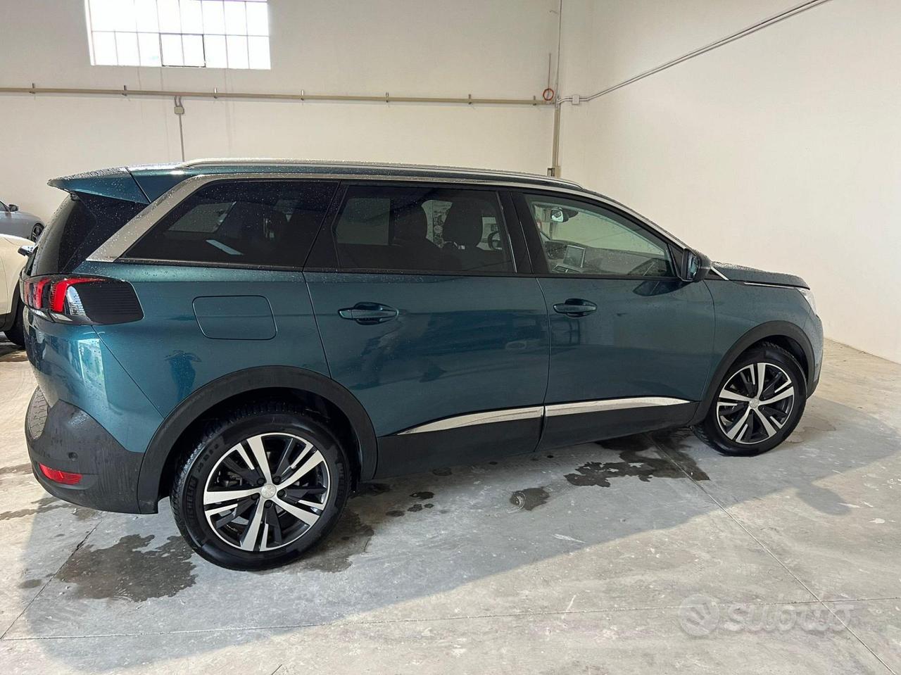 Peugeot 5008 5008 1.6 bluehdi Active s&s 120cv 7p.
