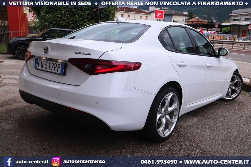 Alfa Romeo Giulia 2.2 Turbo Diesel AT8 160CV Super