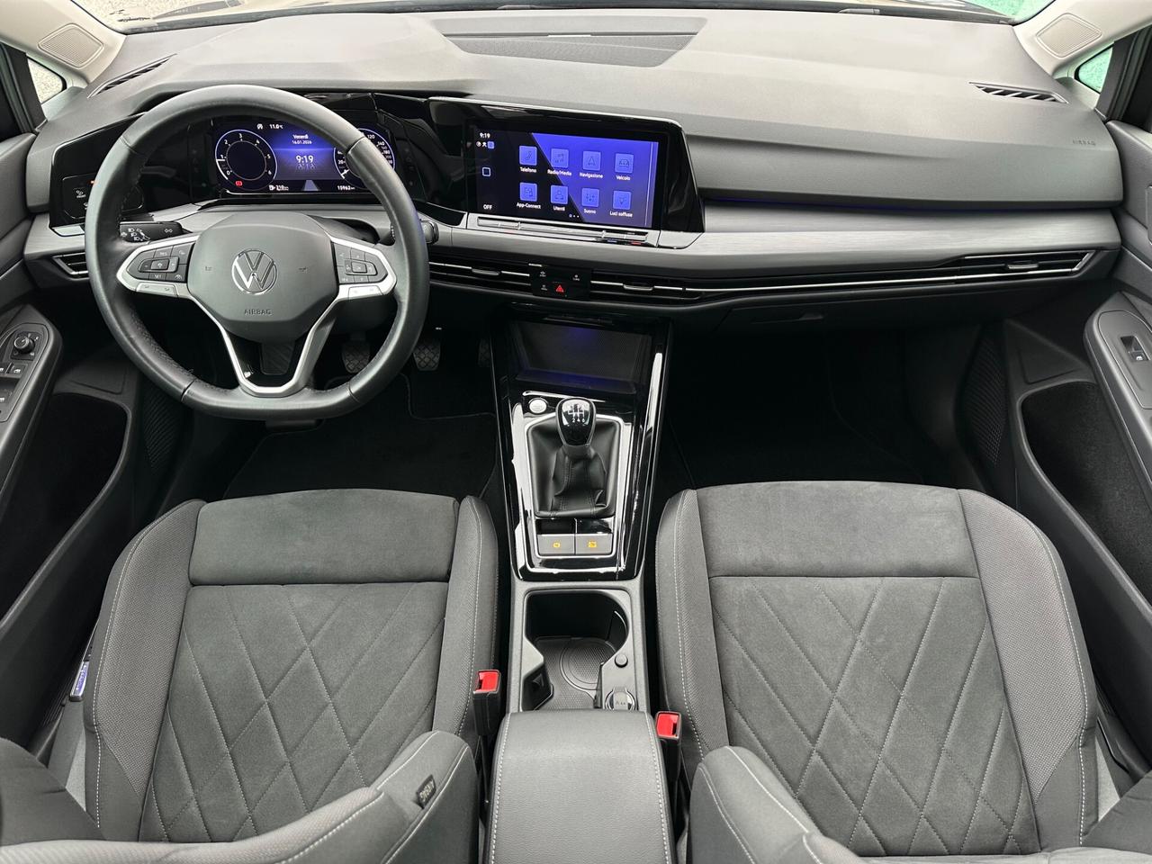 Volkswagen Golf 8 2.0 TDI 115cv Style 2023