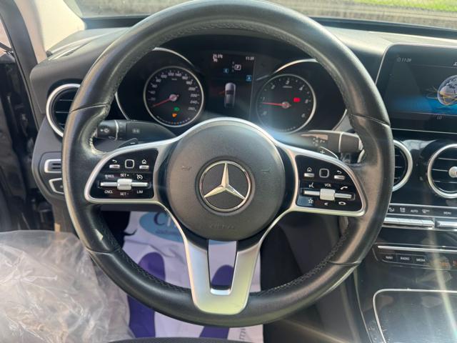 MERCEDES-BENZ C 220 d Auto Premium Berlina 194CV