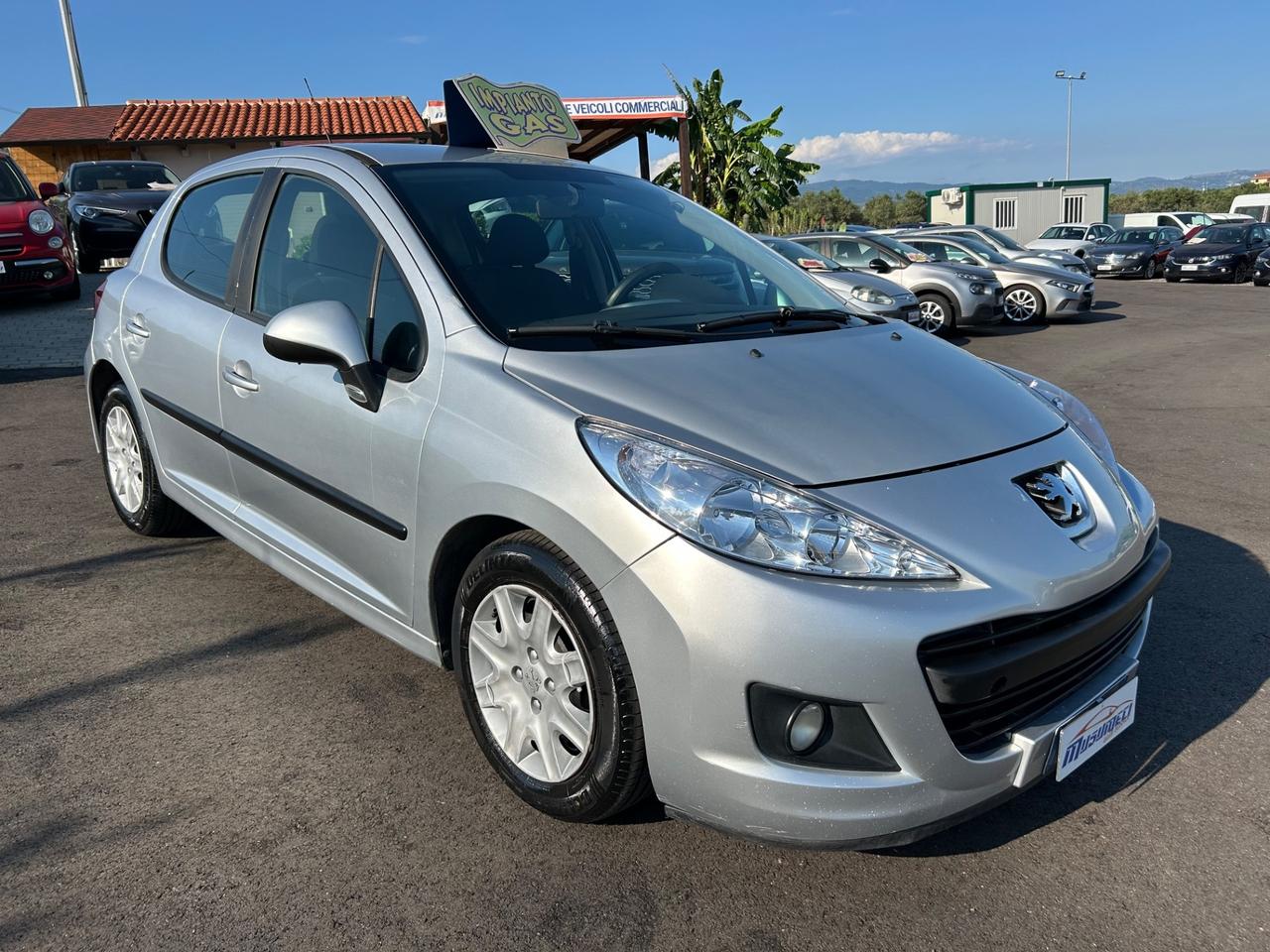 Peugeot 207 1.4 8V 75CV 5p. X Line GPL