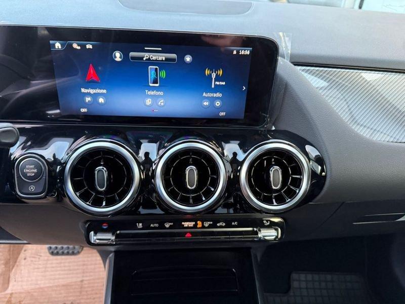 Mercedes-Benz GLA 180 Automatic AMG Line Premium