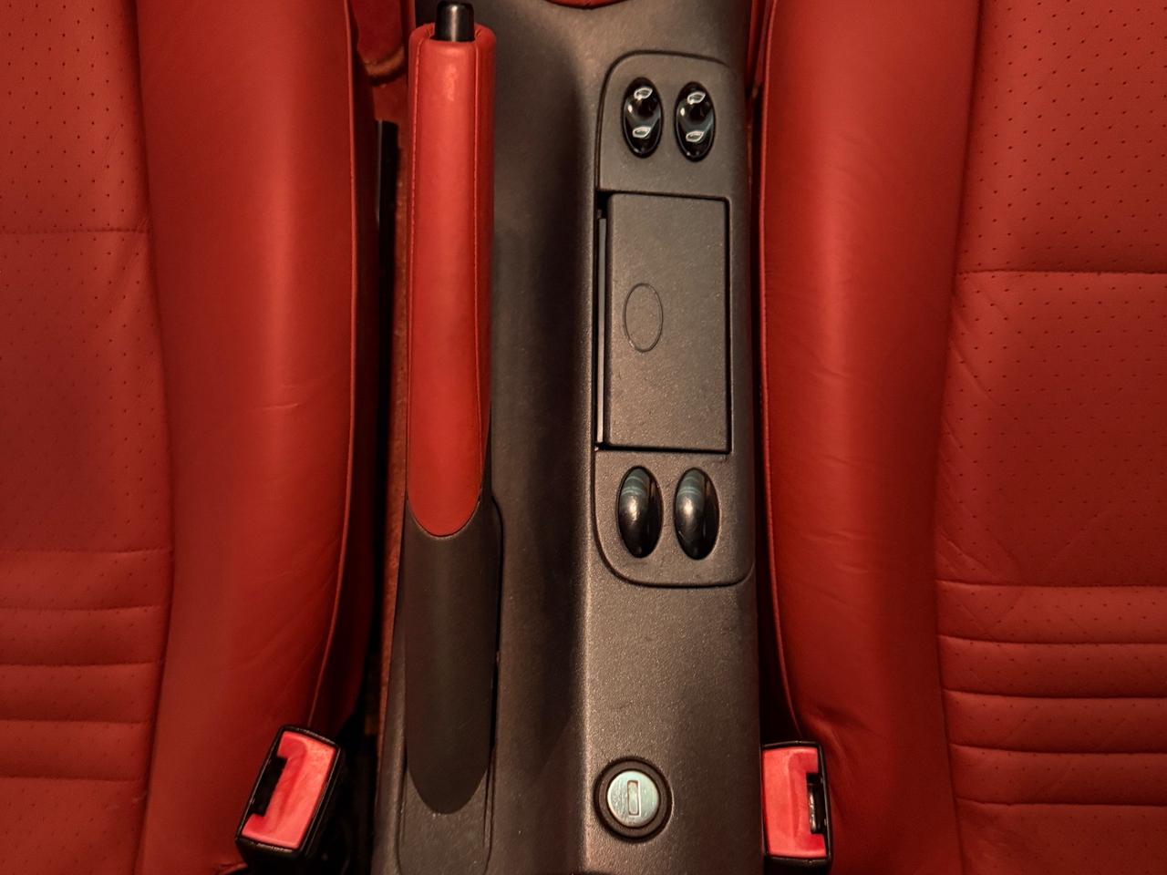 ESEMPLARE UNICO DI PORSCHE 996, IMMATRICOLATO NEL 1998 ISCRITTA ASI CON CRS A LIBRETTO.
