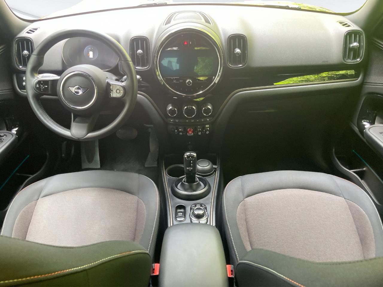 MINI Mini Countryman 2.0 Cooper D Essential auto